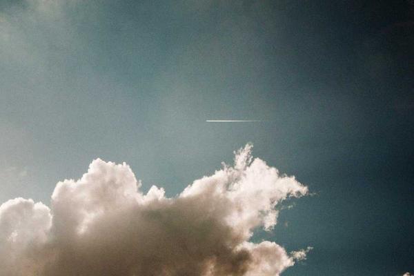 Task management application interface on mobile device